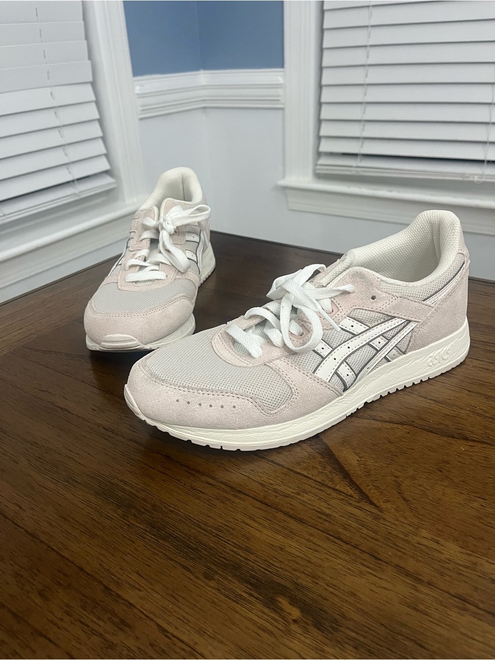 ASICS Women’s TARTHER OG Neutral Pink / Off-White Sneakers Size 9 1202A306